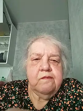 Snapshot of HapinessLovee chatting on April 22, 2026, 7:00 am HapinessLovee online show from April 22, 2026, 7:00 am
