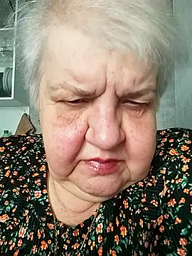 Snapshot of HapinessLovee chatting on April 28, 2026, 7:46 am HapinessLovee online show from April 28, 2026, 7:46 am