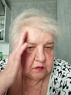 Snapshot of HapinessLovee chatting on May 16, 2026, 10:23 am HapinessLovee online show from May 16, 2026, 10:23 am