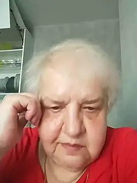 Snapshot of HapinessLovee chatting on May 22, 2026, 8:32 am HapinessLovee online show from May 22, 2026, 8:32 am