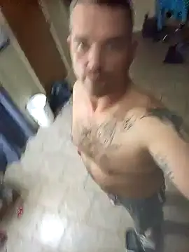 Lee trippy online show from April 2, 2026, 3:15 am