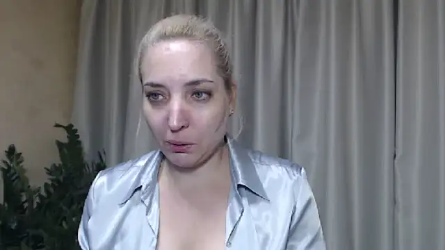 sweetpussy online show from September 19, 2025, 2:40 pm