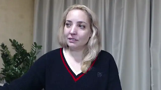 sweetpussy online show from December 14, 2025, 1:38 pm