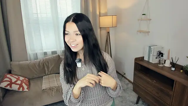 LonaLongsdorf online show from January 14, 2026, 8:53 am