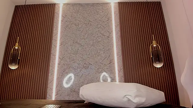 maye wells  online show from April 14, 2026, 7:31 pm