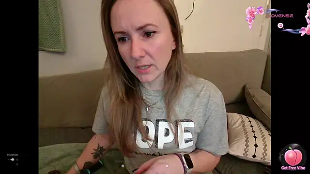 alluringpixie online show from January 5, 2026, 11:30 pm