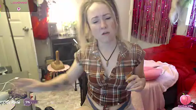 alluringpixie online show from February 5, 2026, 5:17 pm