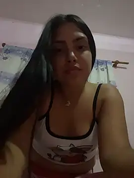  Laurentt  online show from February 5, 2026, 2:05 am