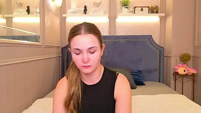 Snapshot of Lina_Sinerz chatting on June 24, 2026, 4:06 pm Lina Sinerz online show from June 24, 2026, 4:06 pm