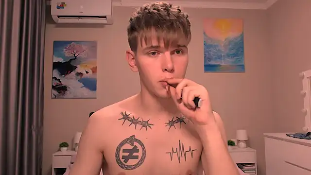 Fredd Xanders online show from December 13, 2025, 8:14 pm