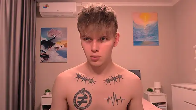 Fredd Xanders online show from December 14, 2025, 6:56 pm