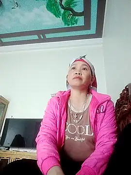 Snapshot of RV616 chatting on December 19, 2025, 8:43 am RV616 online show from December 19, 2025, 8:43 am