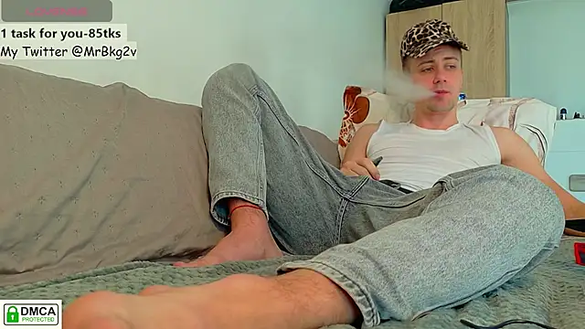 Snapshot of Brellisimo chatting on December 19, 2025, 8:21 am Brellisimo online show from December 19, 2025, 8:21 am