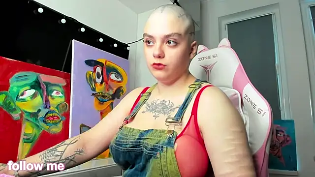 Snapshot of enigmastella chatting on December 19, 2025, 11:06 am enigmastella online show from December 19, 2025, 11:06 am