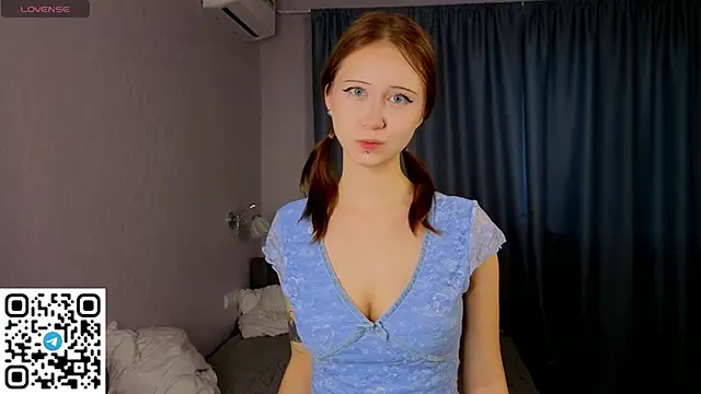 Snapshot of EvaaAnderson chatting on January 7, 2026, 5:10 am EvaaAnderson online show from January 7, 2026, 5:10 am