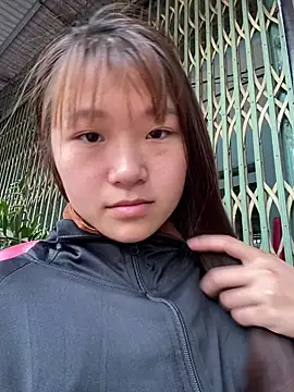 hinata-xx online show from March 18, 2026, 2:04 am