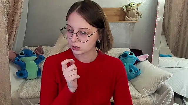 Snapshot of CharlyWines chatting on January 14, 2026, 2:01 pm CharlyWines online show from January 14, 2026, 2:01 pm