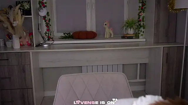 Snapshot of SolBurri chatting on January 7, 2026, 1:08 am SolBurri online show from January 7, 2026, 1:08 am