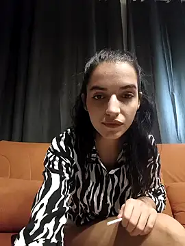 Snapshot of SoniaMoonnnn chatting on January 14, 2026, 5:07 pm SoniaMoonnnn online show from January 14, 2026, 5:07 pm