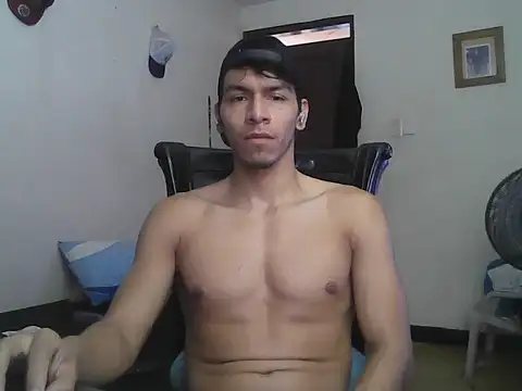 Patrick3 5556 online show from April 21, 2026, 1:17 pm