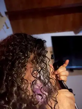 VanesssaMilf  online show from April 15, 2026, 3:13 am