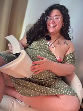 VanesssaMilf  online show from May 31, 2026, 6:09 pm