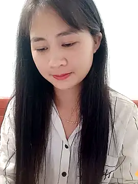 Him MountainGirl online show from April 19, 2026, 2:33 am