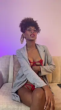 NaomiClay online show from April 21, 2026, 12:44 pm