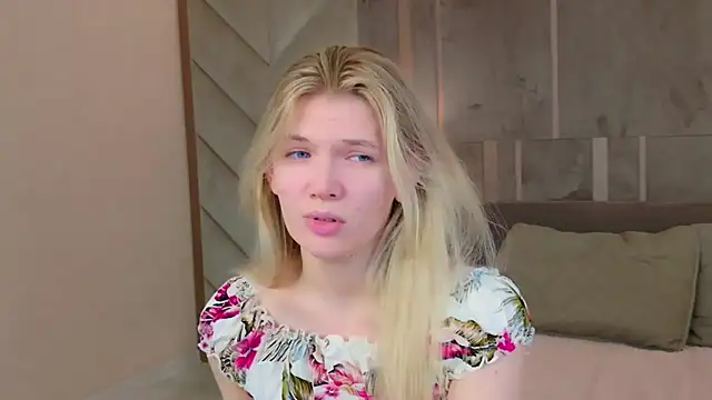 Vivien Hans online show from April 5, 2026, 4:20 am