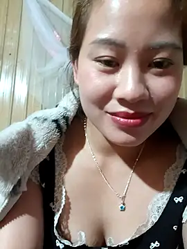 Snapshot of mayni012314 chatting on December 17, 2025, 7:09 pm mayni012314 online show from December 17, 2025, 7:09 pm