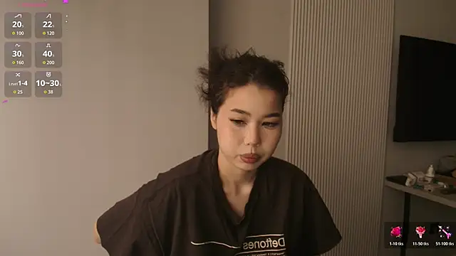 kimyjina online show from April 10, 2026, 3:12 am