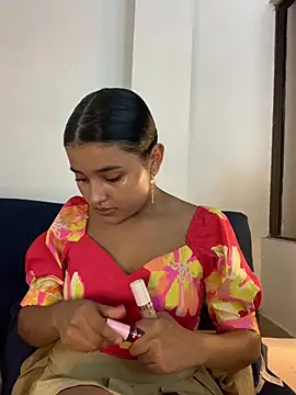 ladulcemary  online show from March 6, 2026, 9:11 pm