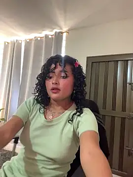 Snapshot of ladulcemary_ chatting on April 20, 2026, 8:10 pm ladulcemary online show from April 20, 2026, 8:10 pm