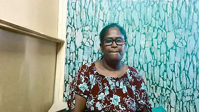 Exotic indian95 online show from February 18, 2026, 2:02 pm