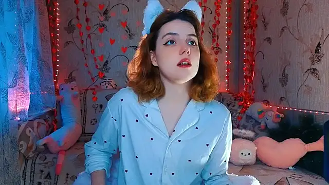 Ari Meow online show from April 8, 2026, 3:34 pm