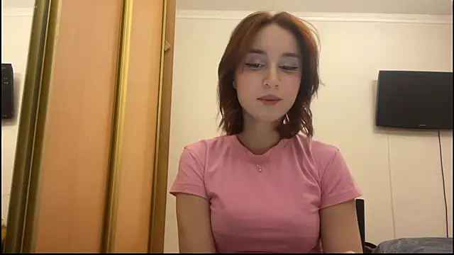 Snapshot of StacieLaudadio chatting on December 22, 2025, 1:08 pm StacieLaudadio online show from December 22, 2025, 1:08 pm