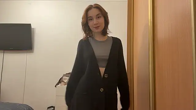 Snapshot of StacieLaudadio chatting on January 10, 2026, 5:09 am StacieLaudadio online show from January 10, 2026, 5:09 am