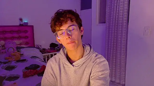 Dani Dancer online show from March 8, 2026, 3:10 am