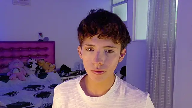 Dani Dancer online show from April 1, 2026, 9:01 pm