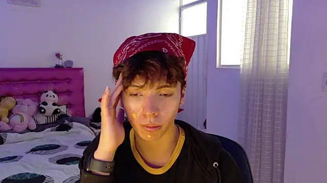 Dani Dancer online show from April 3, 2026, 9:13 pm