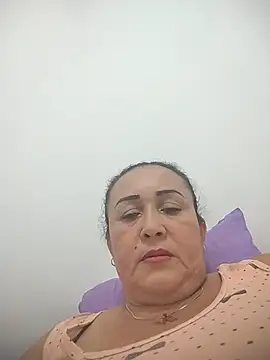 Snapshot of Nini_Love_ chatting on June 17, 2026, 4:48 am Nini Love online show from June 17, 2026, 4:48 am
