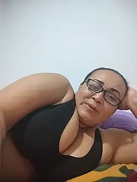Snapshot of Nini_Love_ chatting on June 25, 2026, 3:39 am Nini Love online show from June 25, 2026, 3:39 am