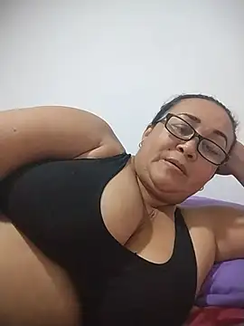 Snapshot of Nini_Love_ chatting on June 25, 2026, 6:51 am Nini Love online show from June 25, 2026, 6:51 am
