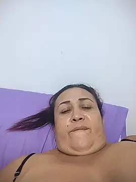 Snapshot of Nini_Love_ chatting on July 4, 2026, 6:08 am Nini Love online show from July 4, 2026, 6:08 am