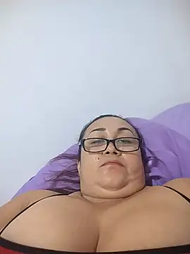 Snapshot of Nini_Love_ chatting on July 26, 2026, 4:03 pm Nini Love online show from July 26, 2026, 4:03 pm