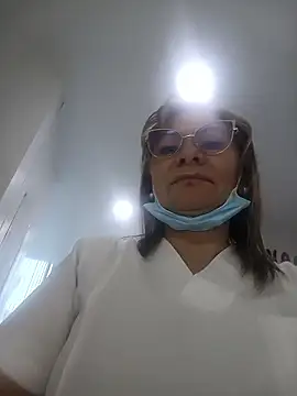 Celena Marquez  online show from January 14, 2026, 6:13 pm