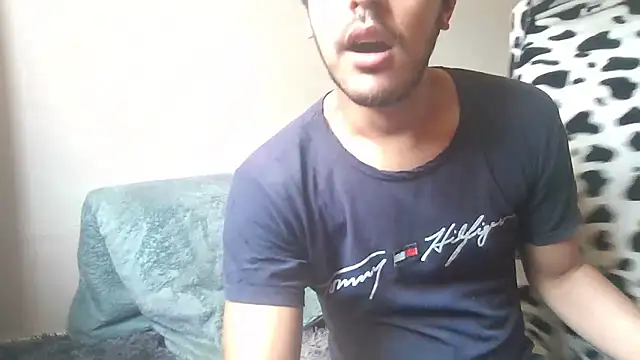 Hot Contrasts online show from January 16, 2026, 6:12 pm