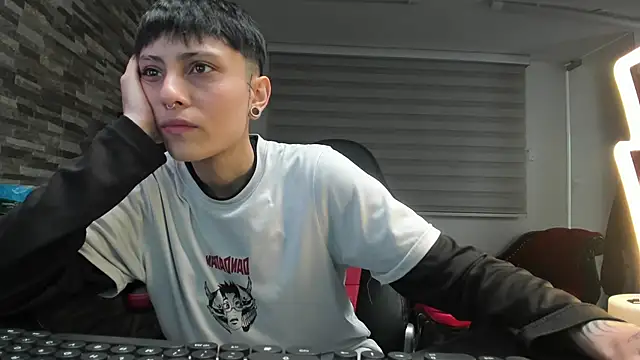 BelaXMeganOfficial online show from June 12, 2026, 2:49 pm