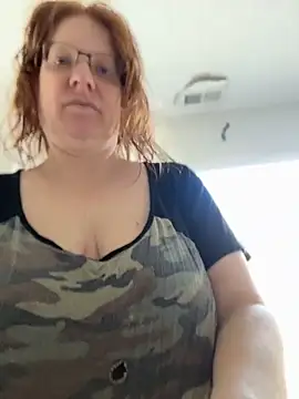 Lenaravenswood online show from April 9, 2026, 7:41 pm