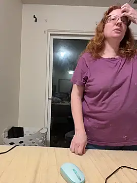 Lenaravenswood online show from April 12, 2026, 3:55 am